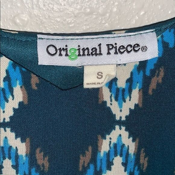 Patterned 3/4 Sleeve Dress Size: Small - Picture 5 of 6